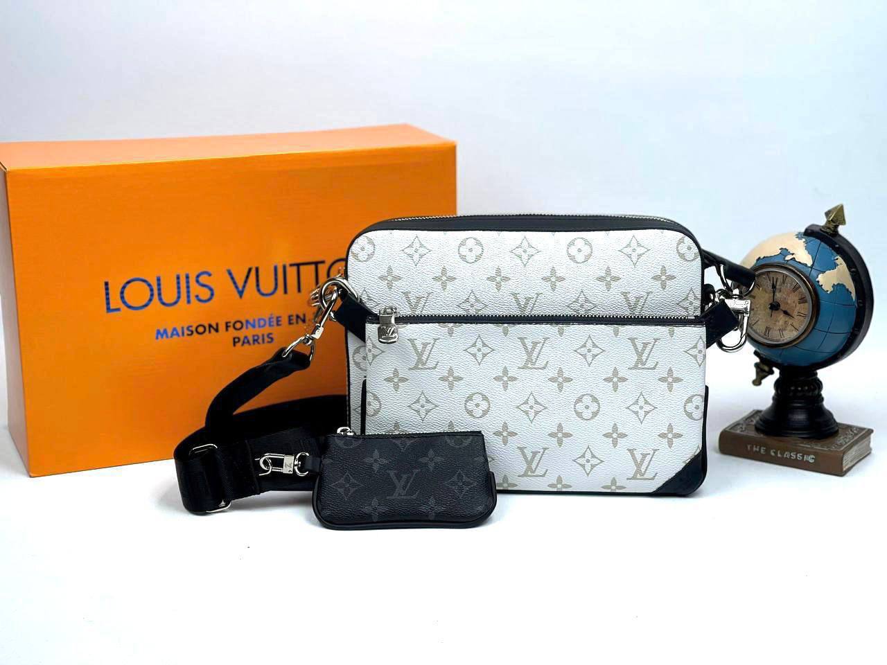 Louis Vuitton Alpha Wearable Wallet / Trio Messenger Bg-4